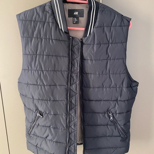 H&M Men's Vest Size EUR 48 Like New, Black