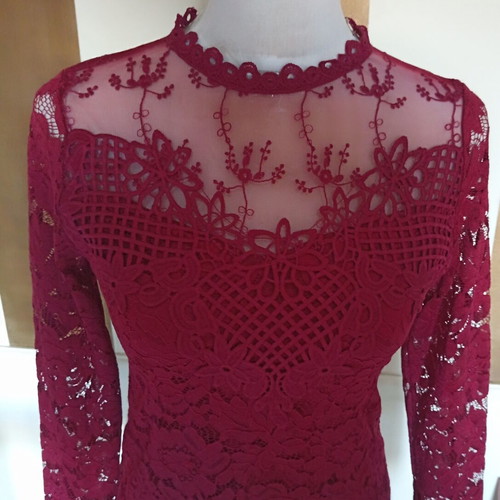 Burgundy lace long sleeve blouse size M like new