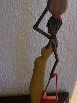 Wooden sculpture from Madeira new, height 35 cm