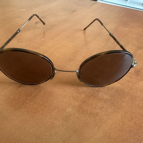 Vintage metal sunglasses with black frame like new