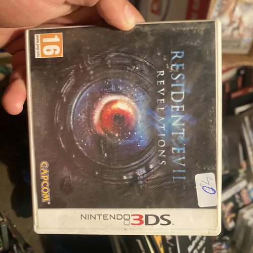 Resident Evil Revelations Nintendo 3DS game like new, CIB