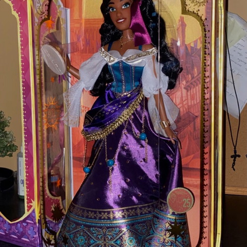 Esmeralda Limited Edition Doll 17” Disney Store