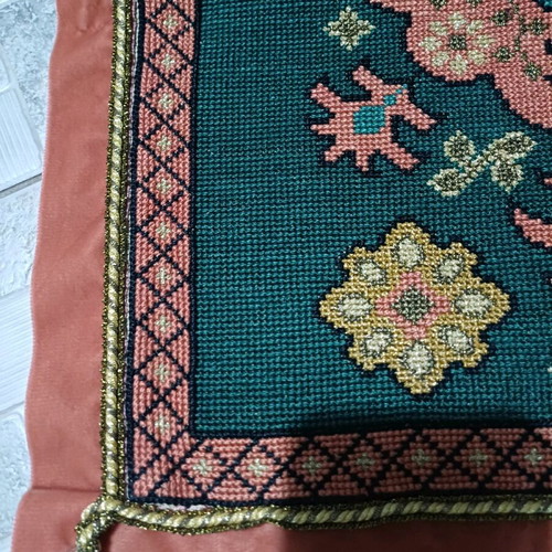 Handmade table runner like new with velvet and gold finishes 1×45