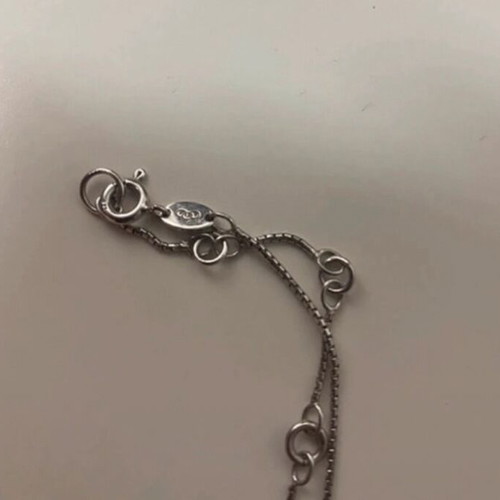 Links Of London necklace like new with purple detail