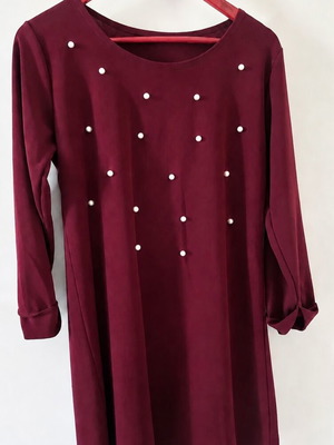 Bordeaux long-sleeve dress with pearls