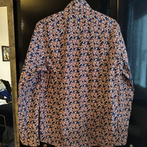 Tailor fit shirt like new, blue multicolor, size L