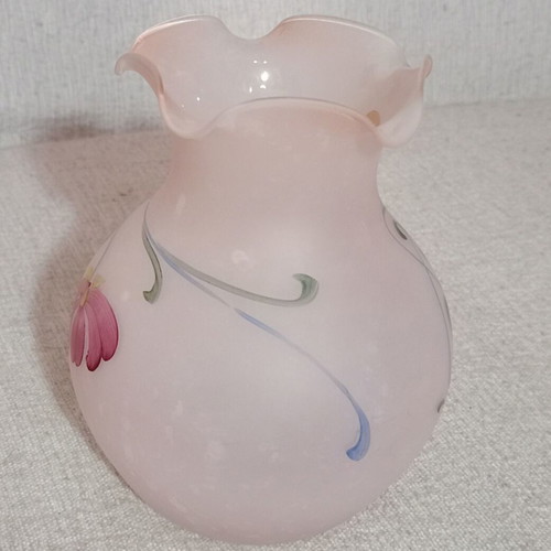 Italian hand-painted vase new, matte glass pink shade