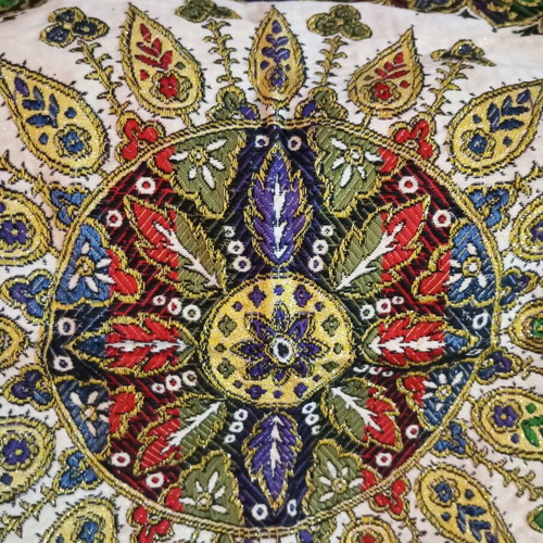 Embroidered Syrian pillow used with golden threads