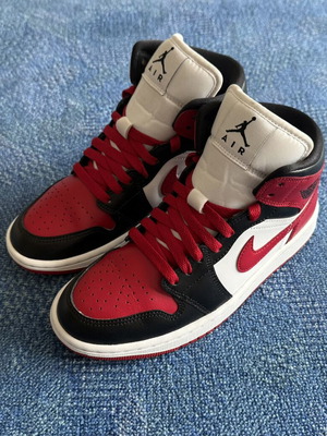 Air Jordan 1 Mid Alternate Bred Toe women's sneakers size 37.5