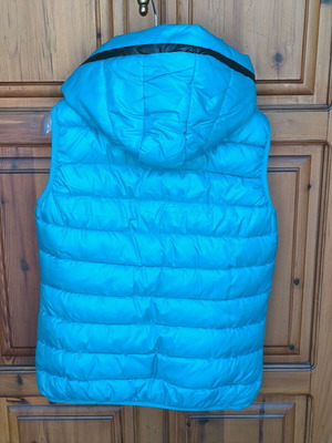 Turquoise vest used, size M