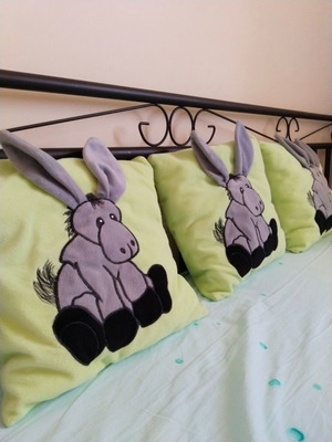 Children's decorative pillows price 13 euros