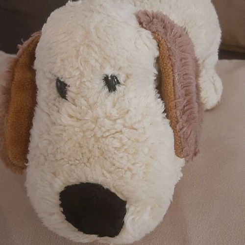 Plush dog like new