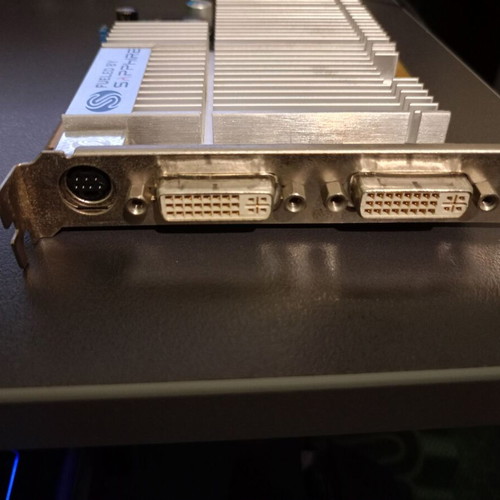 Sapphire RV620 256 MB used