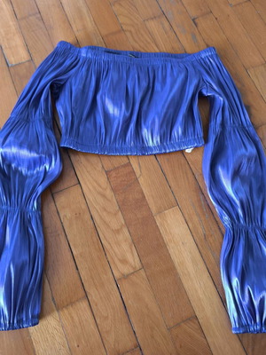 Bershka crop top like new, size S