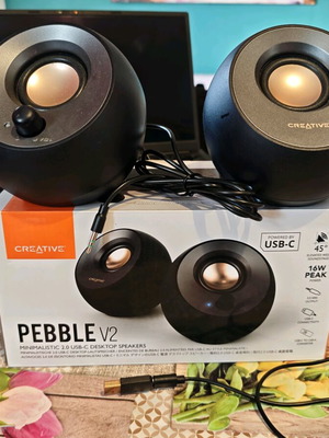 Ηχεία υπολογιστή Creative Pebble V2 σαν καινούργια, επιδαπέδια