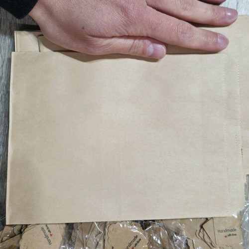 Pack of 20 paper bags and 300+ paper tags new