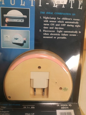 Φως νυκτός για παιδικό δωμάτιο με αυτόματη ενεργοποίηση σε διακοπή ρεύματος