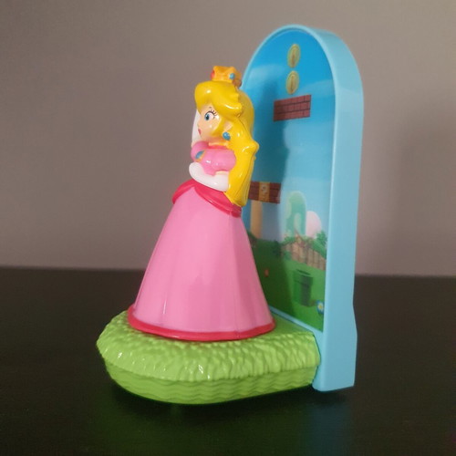 Princess Peach figure 2017 Super Mario used with mechanism