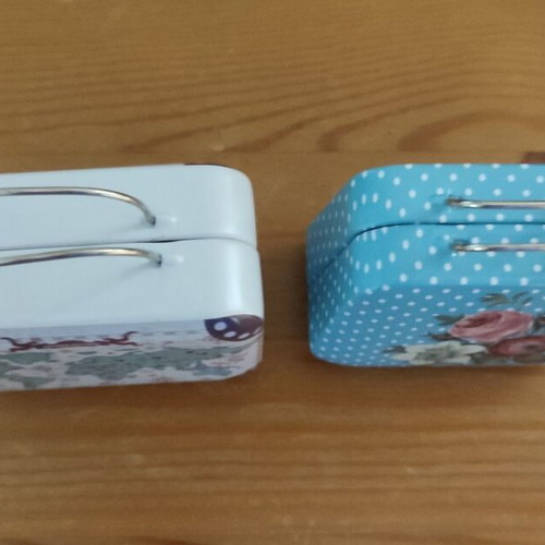 Metal Decorative Jewelry Boxes set of 2 like new, colorful