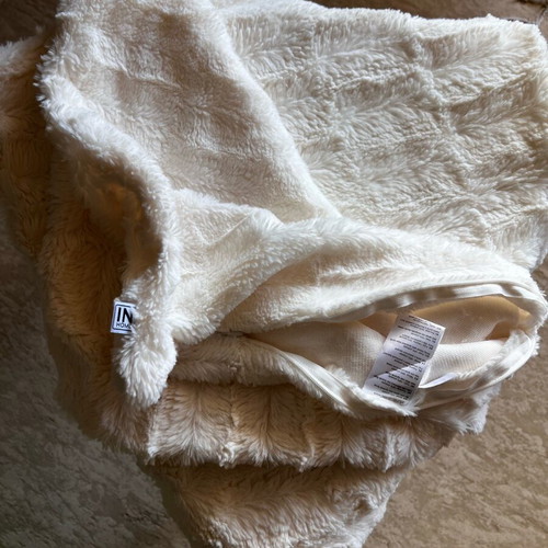 Fleece pillowcases set thick white like new