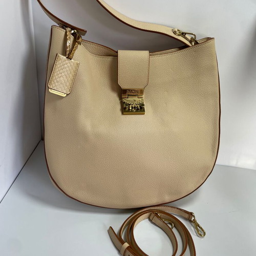MCM Patricia Hobo leather bag like new, beige
