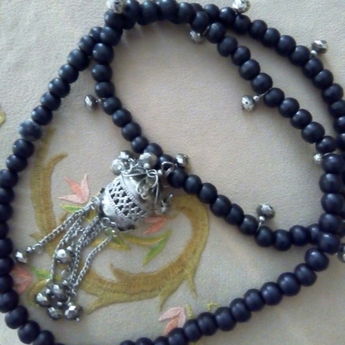 Boho necklace used, black with silver details