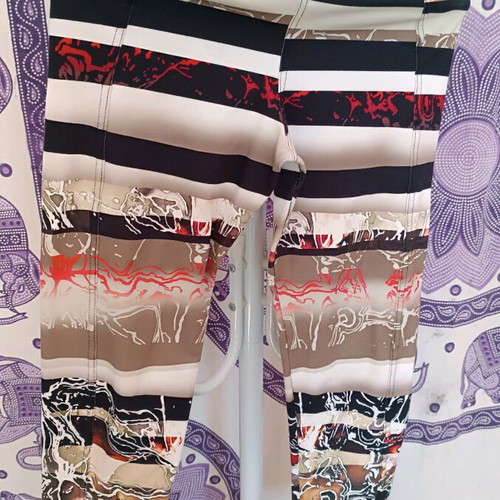 Body Move colorful leggings used without defects