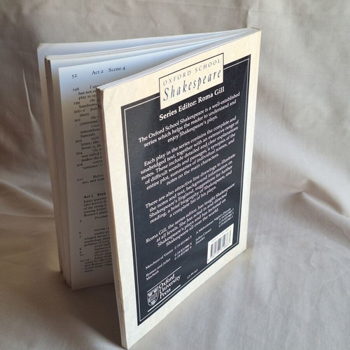 Oxford School Shakespeare Romeo and Juliet book like new, English