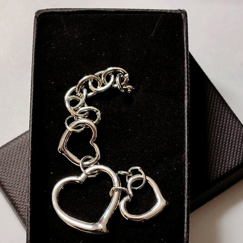 Theree Hearts Jewelry Set new, stainless steel pendant and bracelet