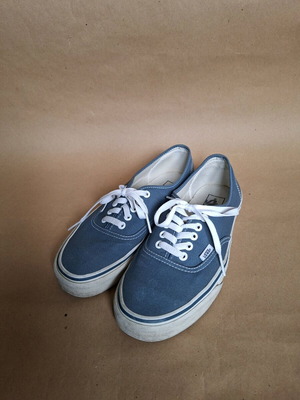 Vans Authentic VN-0 EE3NVY blue canvas shoes like new