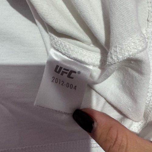 UFC Kids T-shirt like new, white, size 140 cm
