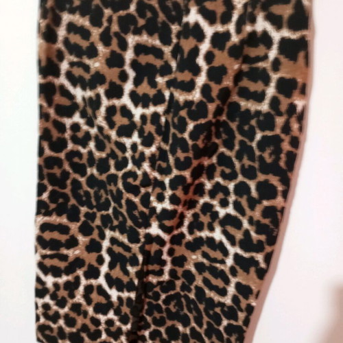 Midi skirt animal print pin up with slit, like new, brown