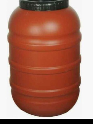 Containers used, pack of 5 of 200L in excellent condition