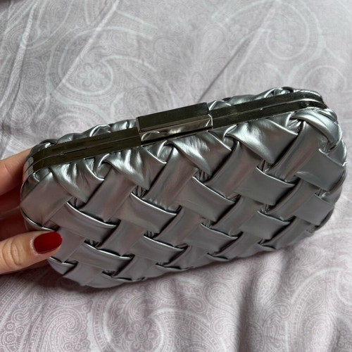 Clutch silver like new