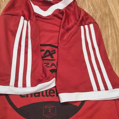 Adidas Red Soccer Jersey CA Mozaic Foot Challenge FFF #9 Size M used