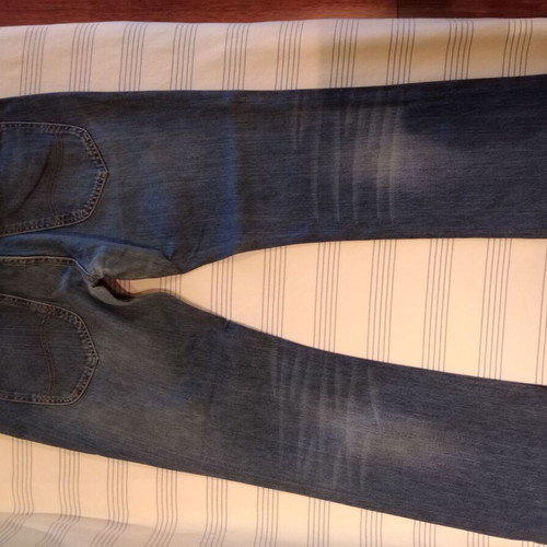 Lee men's jeans like new, lightly worn