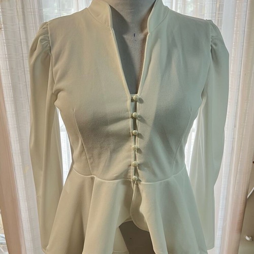 White blouse with buttons and ruffles, Small, new