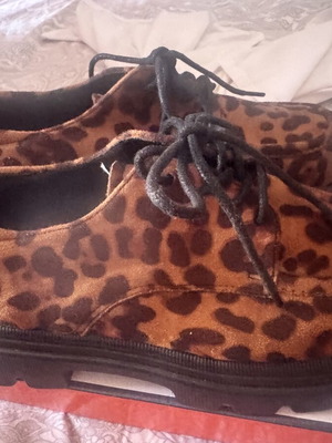 Leopard Shoes new, size 41, brown