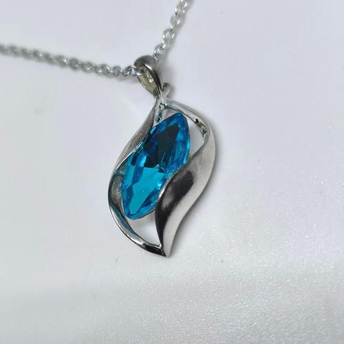 Necklace with Blue Marquise Crystal silver finish like new