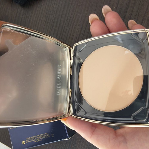 Estee Lauder Double Wear Powder 2N1 new