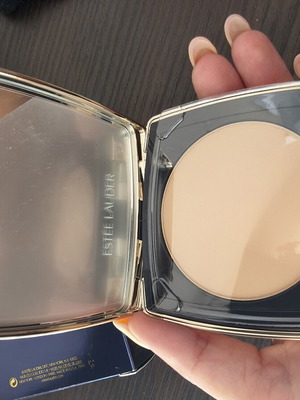 Estee Lauder Double Wear Powder 2N1 new