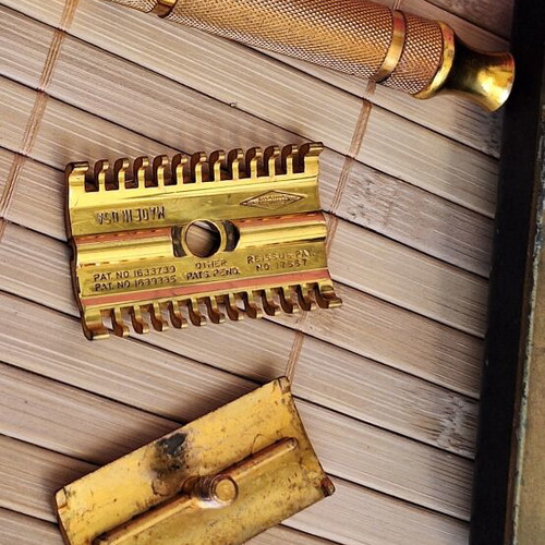 Gillette New Bostonian Long Comb DE Vintage Razor used, circa 1930
