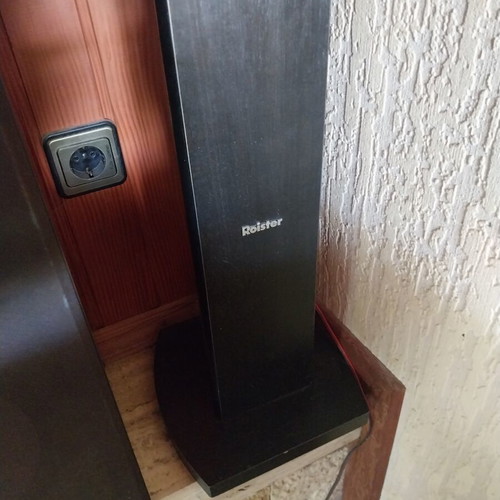 Sound system used with 6 Dolby speakers