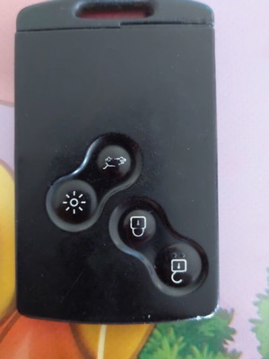 Renault key used for spare parts