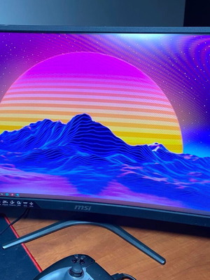 MSI Optix G241 VC VA Curved Gaming Monitor 23,6" μεταχειρισμένο