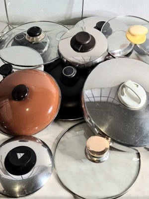 Cookware lids set used, pack of 30, various sizes and materials