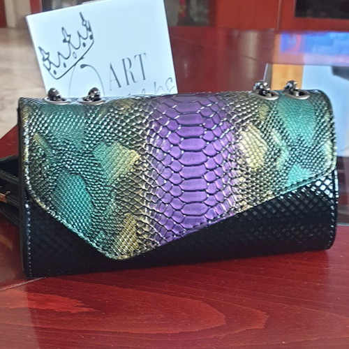 Patent leather shoulder bag new, multicolor with chain
