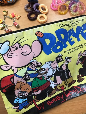 Popeye Toiletry Bag like new with free beauty product set