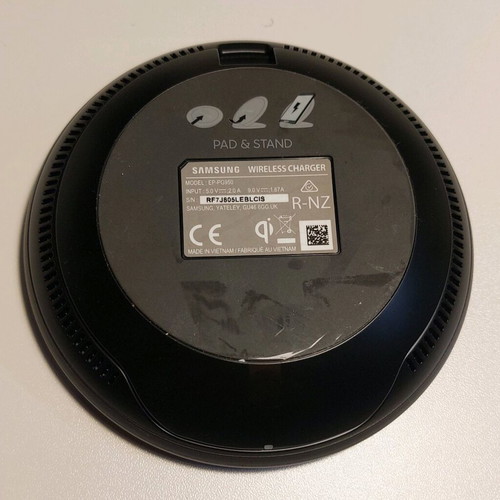 Samsung wireless charger EP-PG950 used, pad & stand