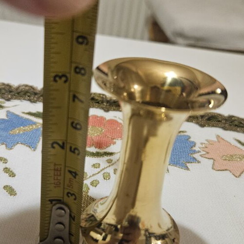 Mini brass candlestick for thin candles